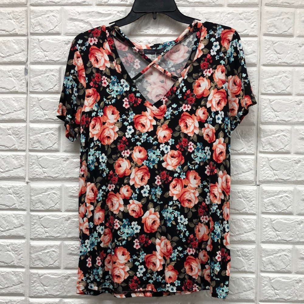 West coast love floral rose print cross strap‎ tee Tshirt size M medium soft tee